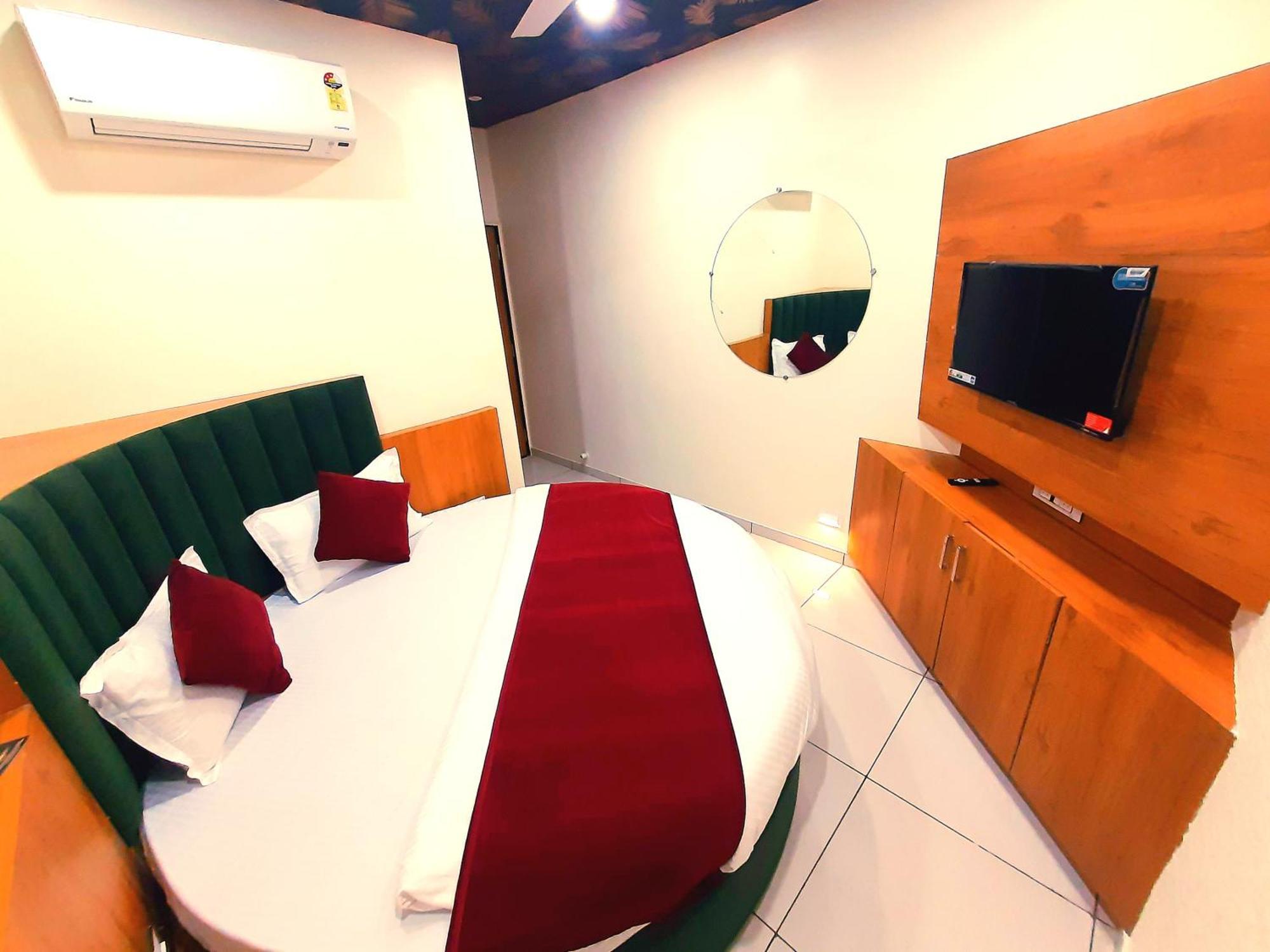 Hotel Suncity Ahmedabad Ngoại thất bức ảnh