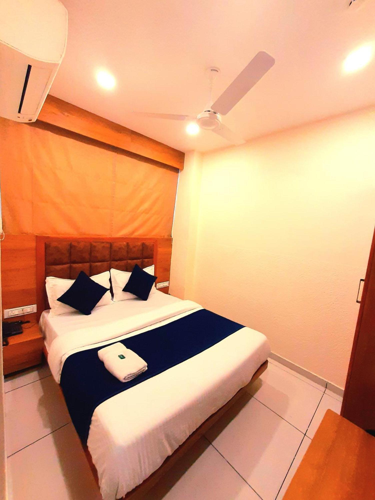 Hotel Suncity Ahmedabad Ngoại thất bức ảnh