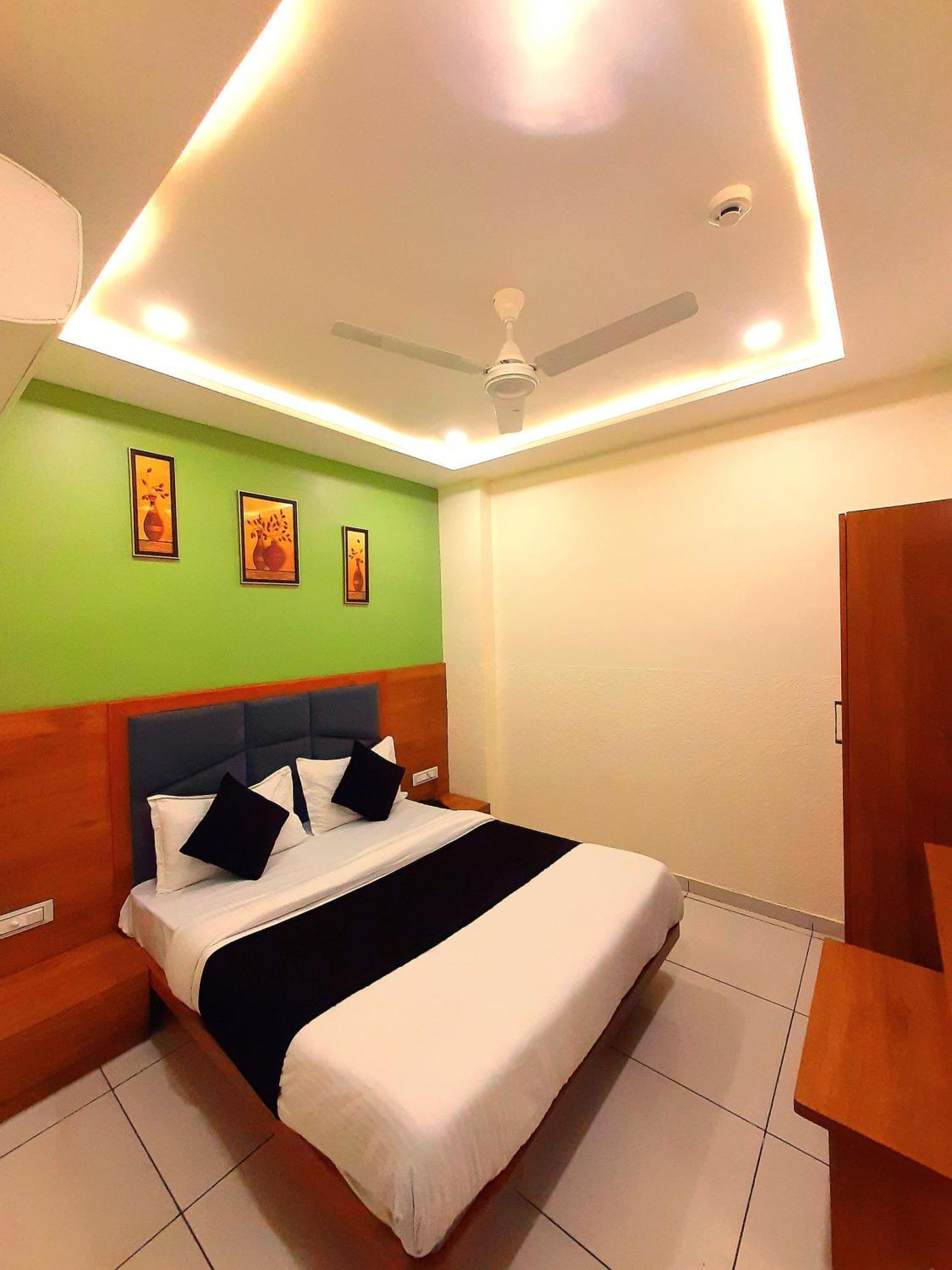 Hotel Suncity Ahmedabad Ngoại thất bức ảnh