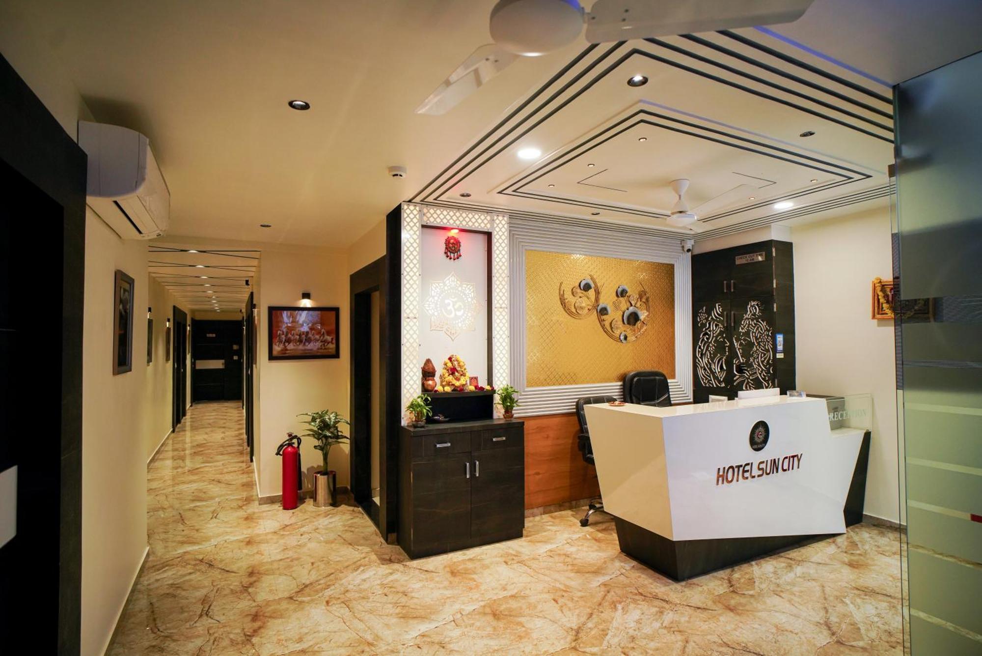 Hotel Suncity Ahmedabad Ngoại thất bức ảnh