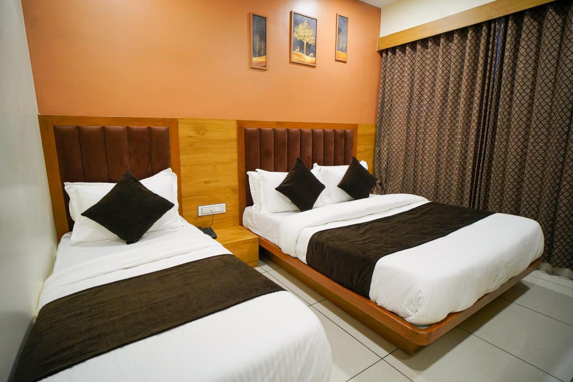 Hotel Suncity Ahmedabad Ngoại thất bức ảnh