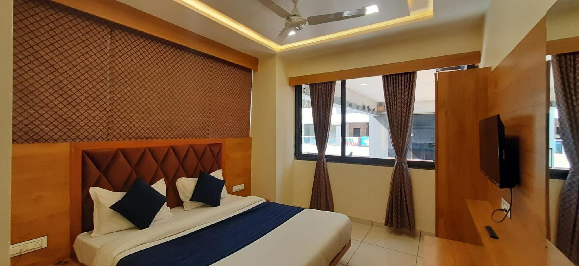 Hotel Suncity Ahmedabad Phòng bức ảnh
